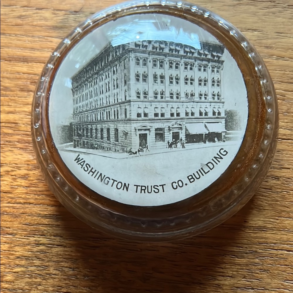Washington (Pa.) Trust Co. vintage paperweight